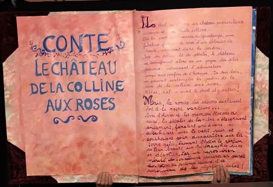 Conte Le château de la colline aux roses