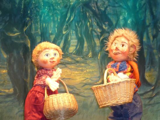 Grand Toine et Ptilou dans la forêt bleue