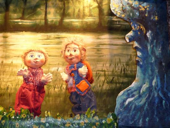 Ptilou avec Antoine devant l'étang