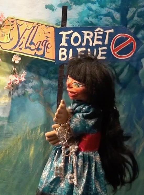 Fleurétoile en Perle d'Or à l'orée de la forêt bleue