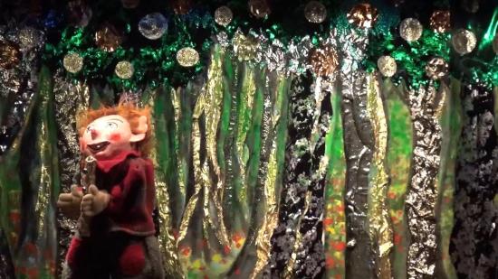 Tom dans la forêt aux fruits d'or