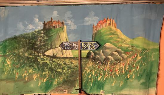 Deux villages sur deux collines se font face